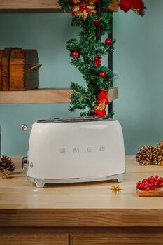 SMEG 50's Style Retro Beyaz Ekmek Kızartma Makinesi 2x1 Tsf01wheu