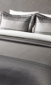 Doqu Home Mathilda Gümüş Polyester Geometrik 250 x 240 cm Yatak Örtüsü