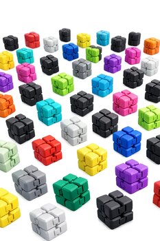 dekorasyoncunuz Katlaç Infinity Cube – Sonsuz Küp & Hareketli Stres Küpü 100 adet