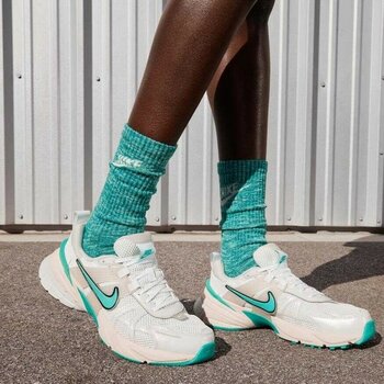 Nike Sportswear V2K Run Unisex Spor Ayakkabı - 38,5