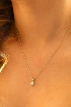 MOOM MÜCEVHERAT 14 Ayar Altın Kolye Pırlanta Montürlü Tek Taş Zirkon Taşlı Altın Kolye 45 Cm Uzunluk