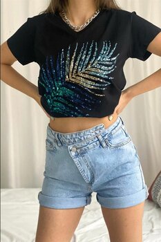 Laderra Pullu Siyah T-shirt M Beden