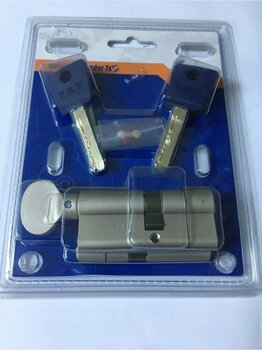 Mul-T-Lock 7x7 69-71 Mm Yüksek Güvenlikli Kapı Kilidi (2 Lİ SET) 92100860