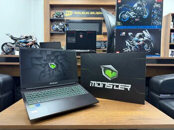 Monster Abra A5 V21.3 İ7 12700H 16Gb 500Gb Ssd Rtx2050 15.6” Fhd 144Hz (İkinci El)