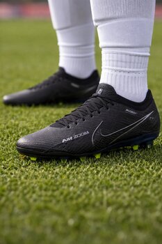 Nike Zoom Mercurial Vapor 15 Elite Erkek Profesyonel Krampon 42 Numara