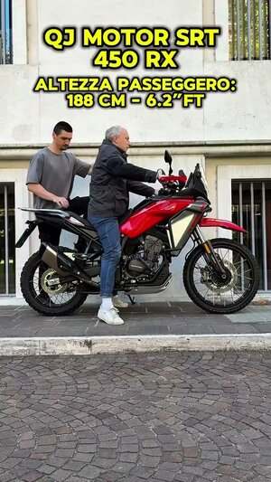QJMOTOR SRT 450 RX Вместе — ещё интереснее. Проверяем, насколько комфортно будет в поездке вдвоём.