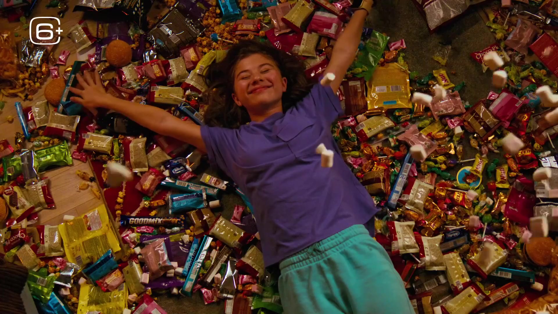 Не одна дома (2023) — Тизер-трейлер