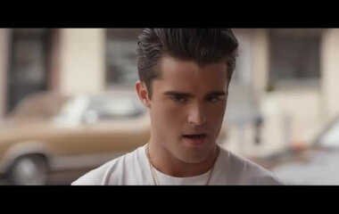 Адам ұрлауды көрсететін BDSM порно видео