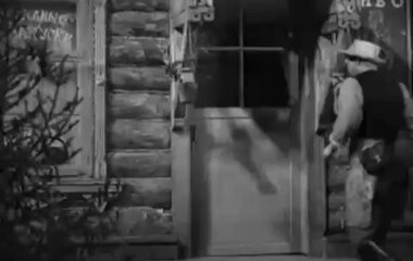 Ұлдың анасымен жыныстық қатынасқа түсуі туралы толық метражды фильм.