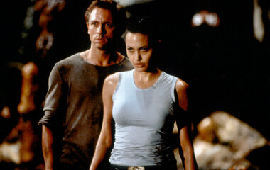 Шұлық киген арық қыздар