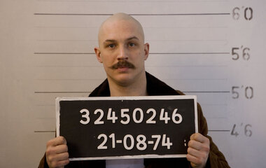 Жыныс бөлмесінде жағажайда секс