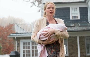 Teshiklarda ikkita xoroz bilan porno