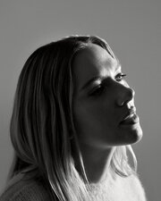 Қайын енем менің бейнебаян түсіріп жатқанымды білмеді.