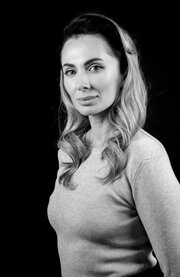 Ұятсыз жезөкшелер