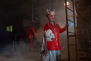 Поймать монстра кадр 42 онлайн-кинотеатр Эмбликс