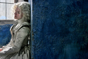 Падение короны кадр 3 онлайн-кинотеатр Эмбликс