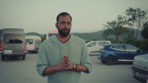 Тысяча роз кадр 13 на Эмбликс в Hd