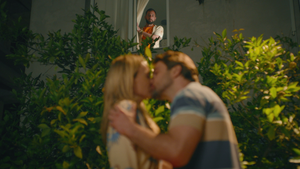 Тысяча роз кадр 6 на Эмбликс в Hd