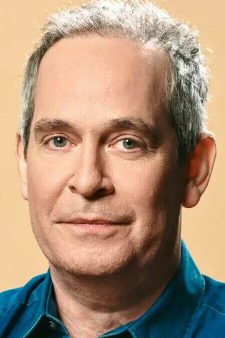 Том Холландер