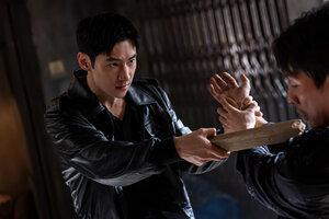 Таксист кадр 3 на Эмбликс в Hd