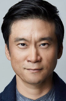 Жалаңаш Юнджин Ким