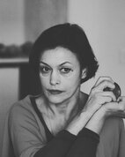 Kokrak va kokrak uchlarini siqib qoying