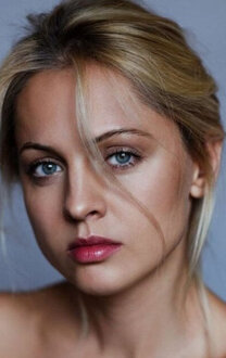 Қысқа шорт пен юбка порно