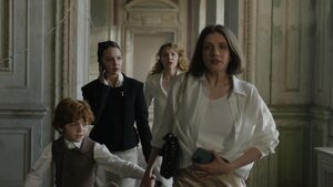 Первый класс кадр 5 на Эмбликс в Hd