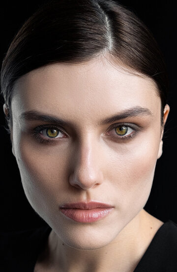 Жалаңаш итальяндық актриса Каролина К