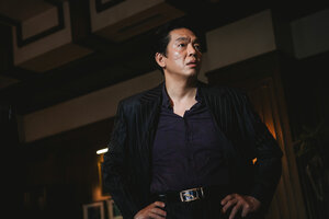 Босс кадр 42 онлайн-кинотеатр Эмбликс