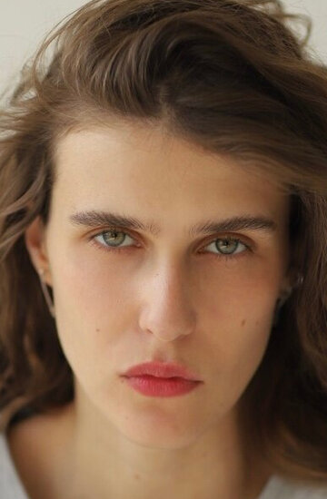 Максималды купальник киген жалаңаш әйелдер