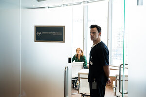 Узы прошлого кадр 10 на Эмбликс в Hd