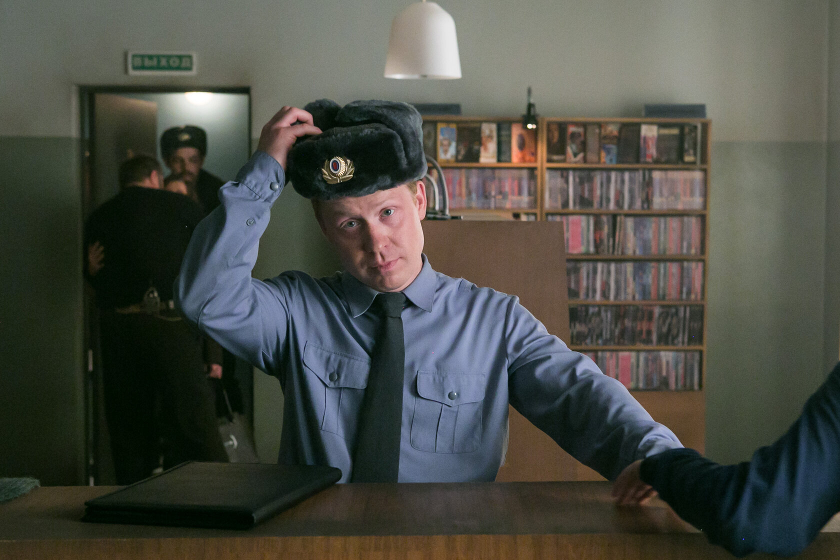 Эмоции персонажей сериала Полярный