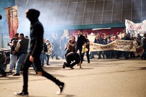 Самоуверенный кадр 14 онлайн-кинотеатр Эмбликс