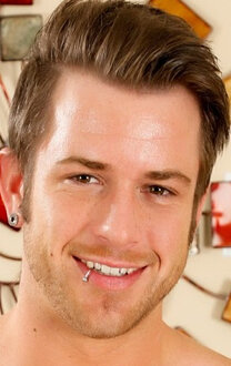 Брэд Тайлер порно