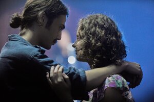 Бесценное время кадр 36 на Эмбликс в Hd