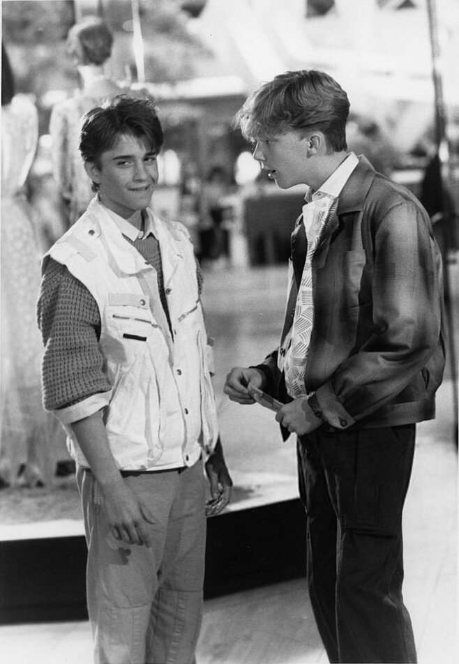 Фото: Ох уж эта наука! / Кадр из фильма «Ох уж эта наука!» (1985) #3292566