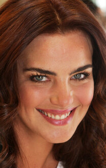 Юбкадағы ит стиліндегі есектердің фотосуреттері