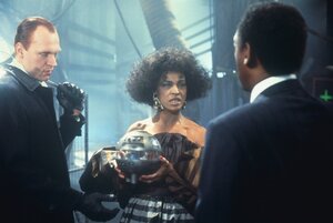 Леонард шестой кадр 2 онлайн-кинотеатр Эмбликс