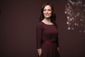 Кеңседегі аққұба порно