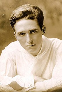 Догги стиліндегі кеуделі әйелдердің порно видеосы