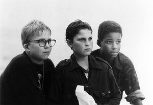 Русские кадр 6 онлайн-кинотеатр Эмбликс