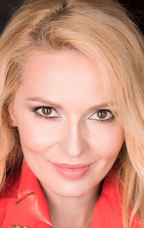 Жалаңаш қыздар есектеріне сабын тығып алды