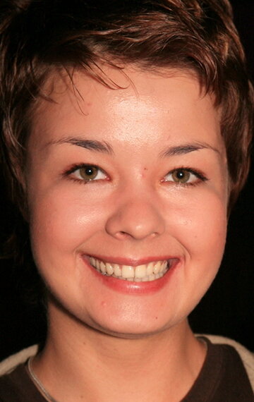 Эротика қыз берді