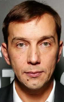 Роман Прыгунов: фильмы, биография, семья, фильмография — Кинопоиск