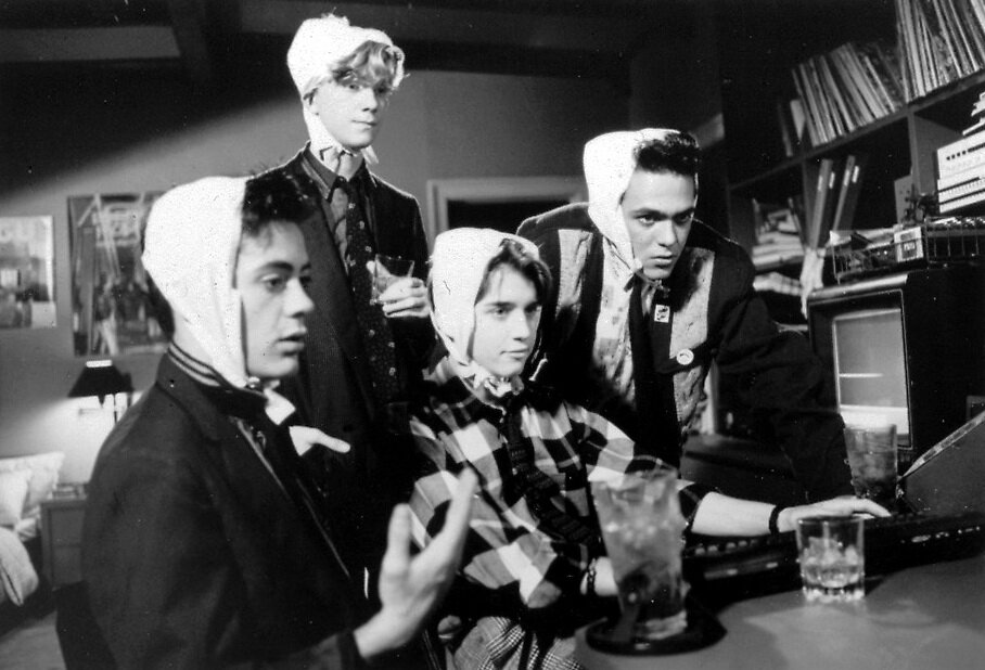 Фото: Ох уж эта наука! / Кадр из фильма «Ох уж эта наука!» (1985) #2053853