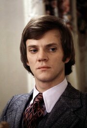 Теледидардан бисексуалды порно көру.