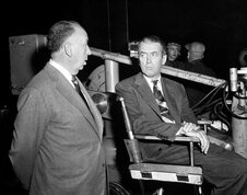Джеймс Стюарт (James Stewart): фильмы, биография, семья, фильмография ...