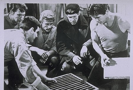 Сцена 32