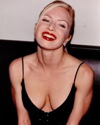 Анасы мен баласы бейнеленген порно комикс журналдары тек орыс тілінде